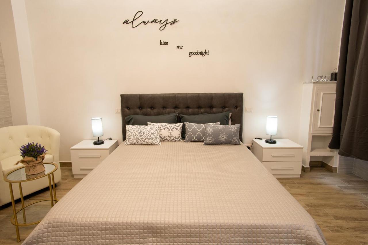 Ilioneo Apartments ナポリ エクステリア 写真