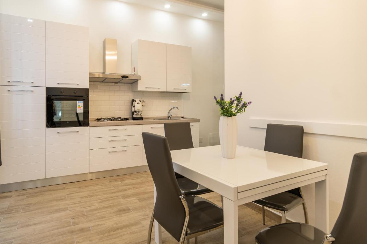 Ilioneo Apartments ナポリ エクステリア 写真