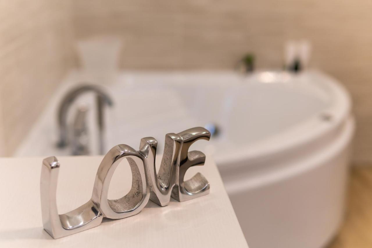 Ilioneo Apartments ナポリ エクステリア 写真