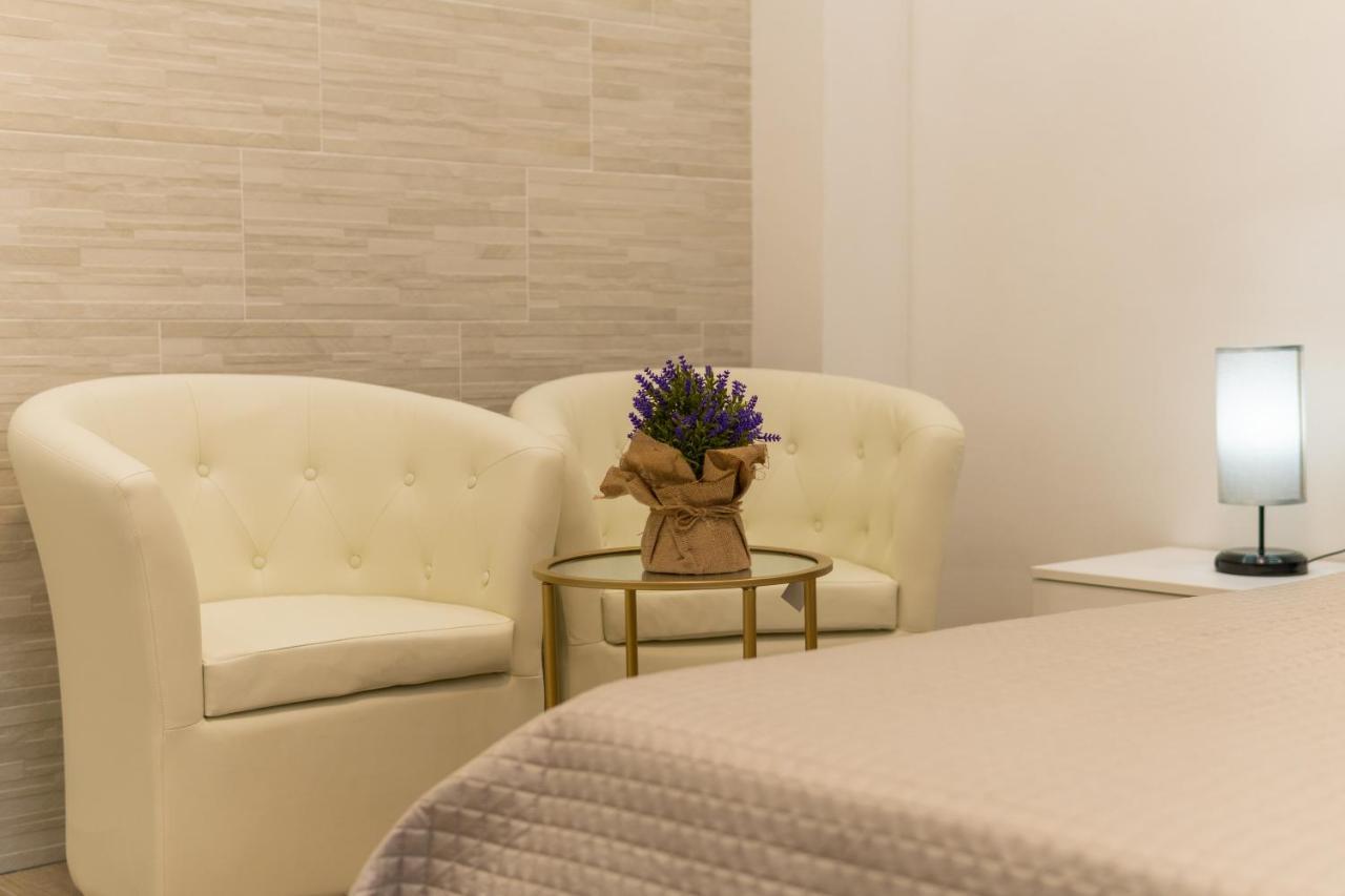 Ilioneo Apartments ナポリ エクステリア 写真